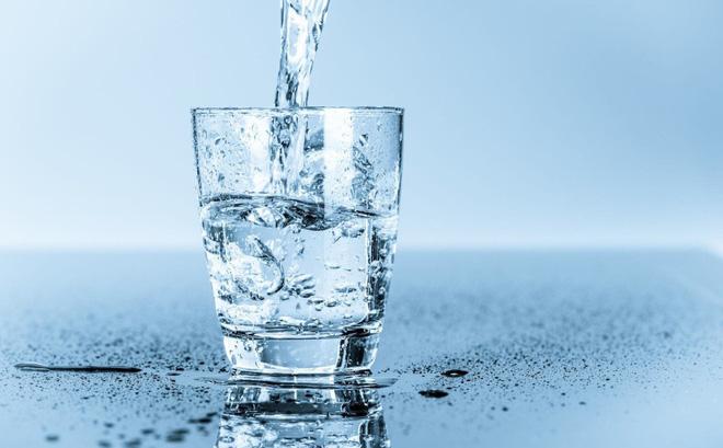 Cơ thể phải được cung cấp đủ nước thì mới có thể hoạt động một cách hiệu quả nhất