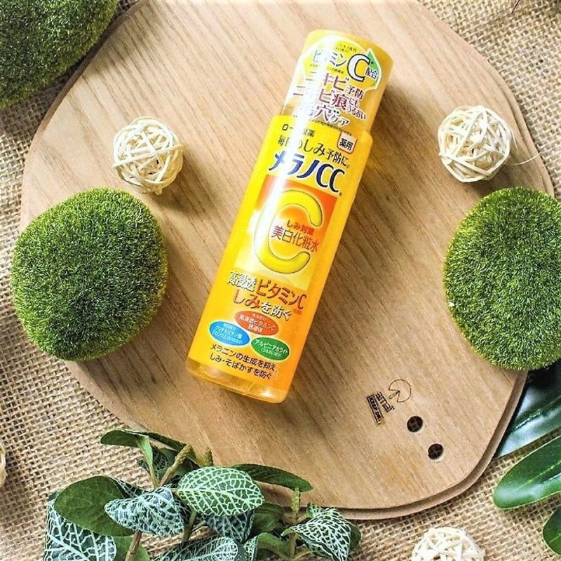 Nước hoa hồng Melano CC Whitening Lotion