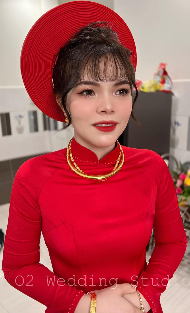 O2 Studio Wedding có đội ngũ chuyên viên nhiếp ảnh, make up chuyên nghiệp