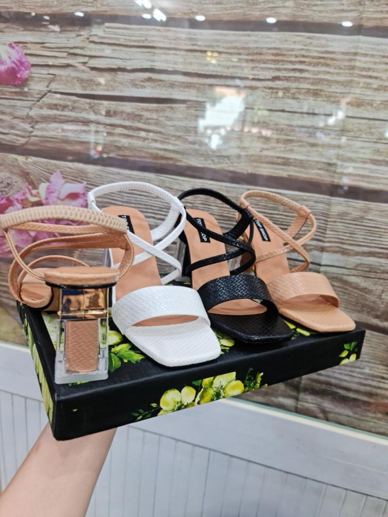 OAHI SHOES Collection