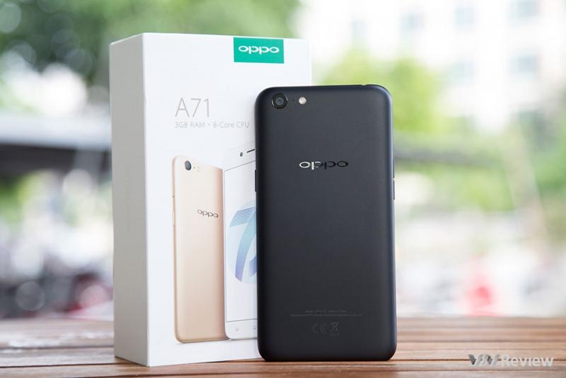 Oppo A71.