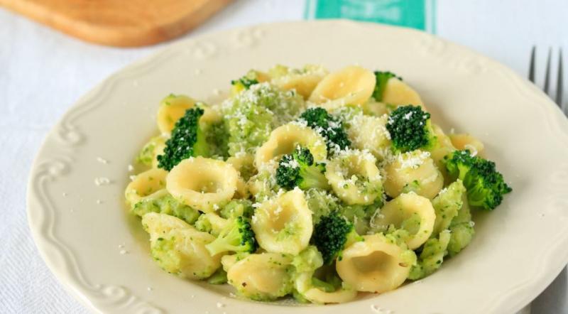 Orecchiette con Cime di Rapa, Puglia