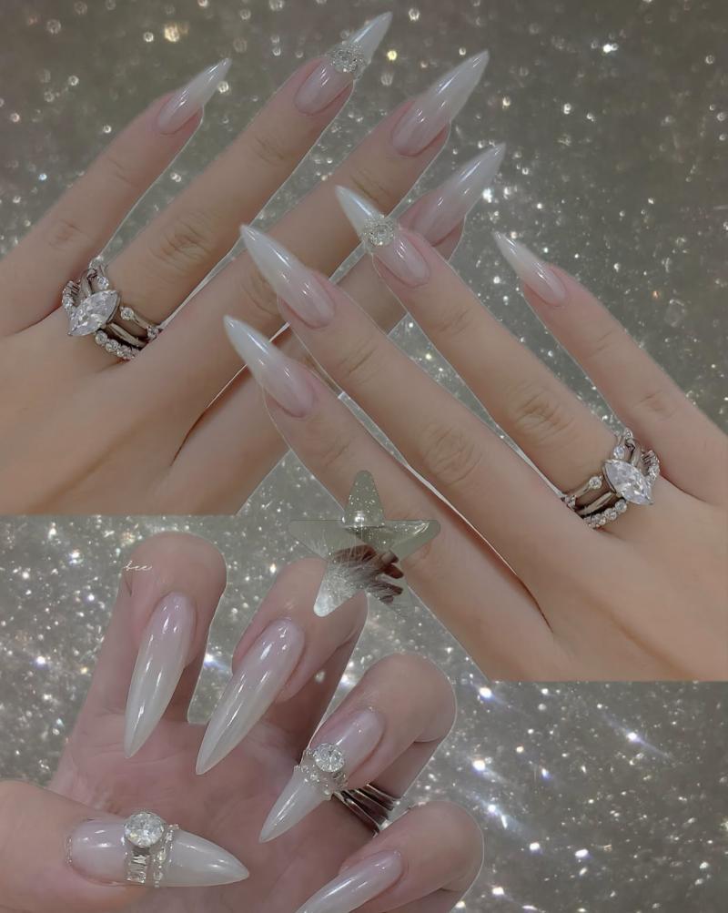 Pabee Room Nail