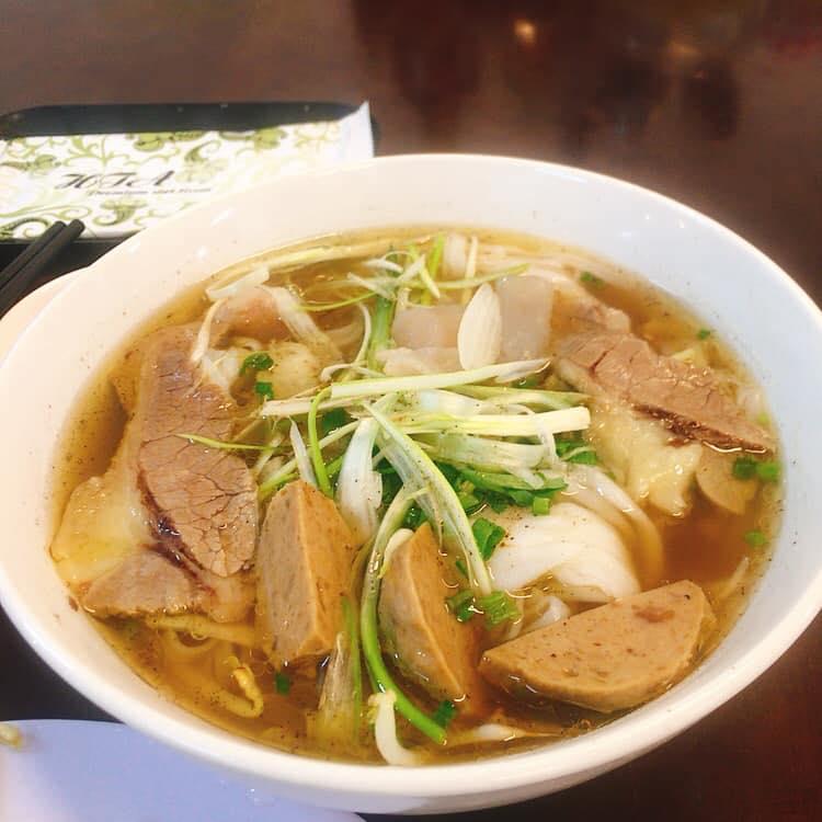 Papa Phở