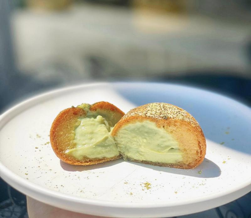 Paris Levain Monarchy Boulangerie & Café