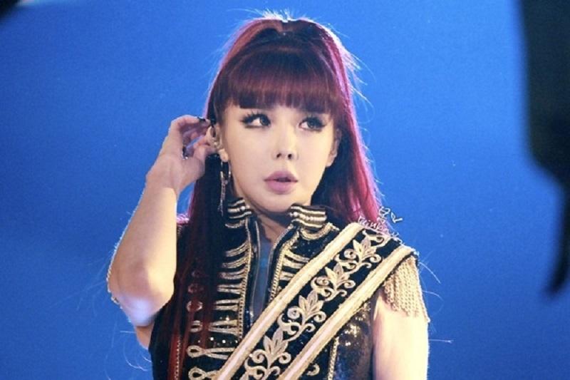 Không chỉ G-Dragon, Park Bom cũng vướng scandal về ma túy