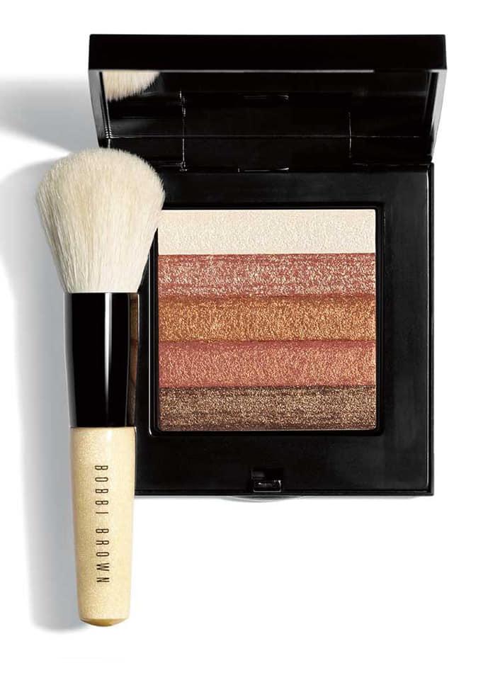 Sản phẩm Bobbi Brown Shimmer Brick được tích hợp các chức năng má hồng, tạo khối, highlight bắt sáng, màu mắt trong một sản phẩm