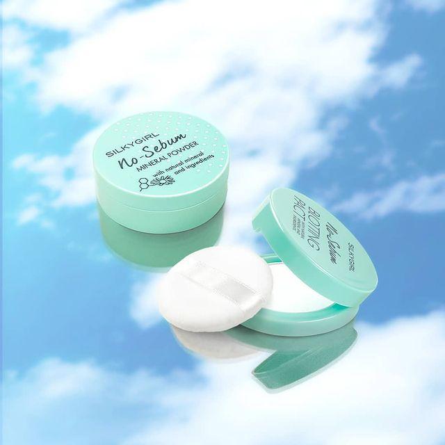 ￼Phấn phủ khoáng dạng nén Silkygirl No-sebum Blotting Pact