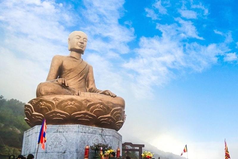 Phật Hoàng Trần Nhân Tông để lại hơn 300 viên xá lợi vô cùng kỳ diệu