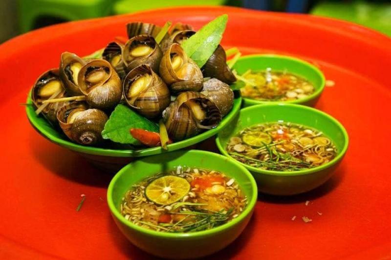 Quán ăn ngon tại phố Hoàng Ngọc Phách - Hà Nội