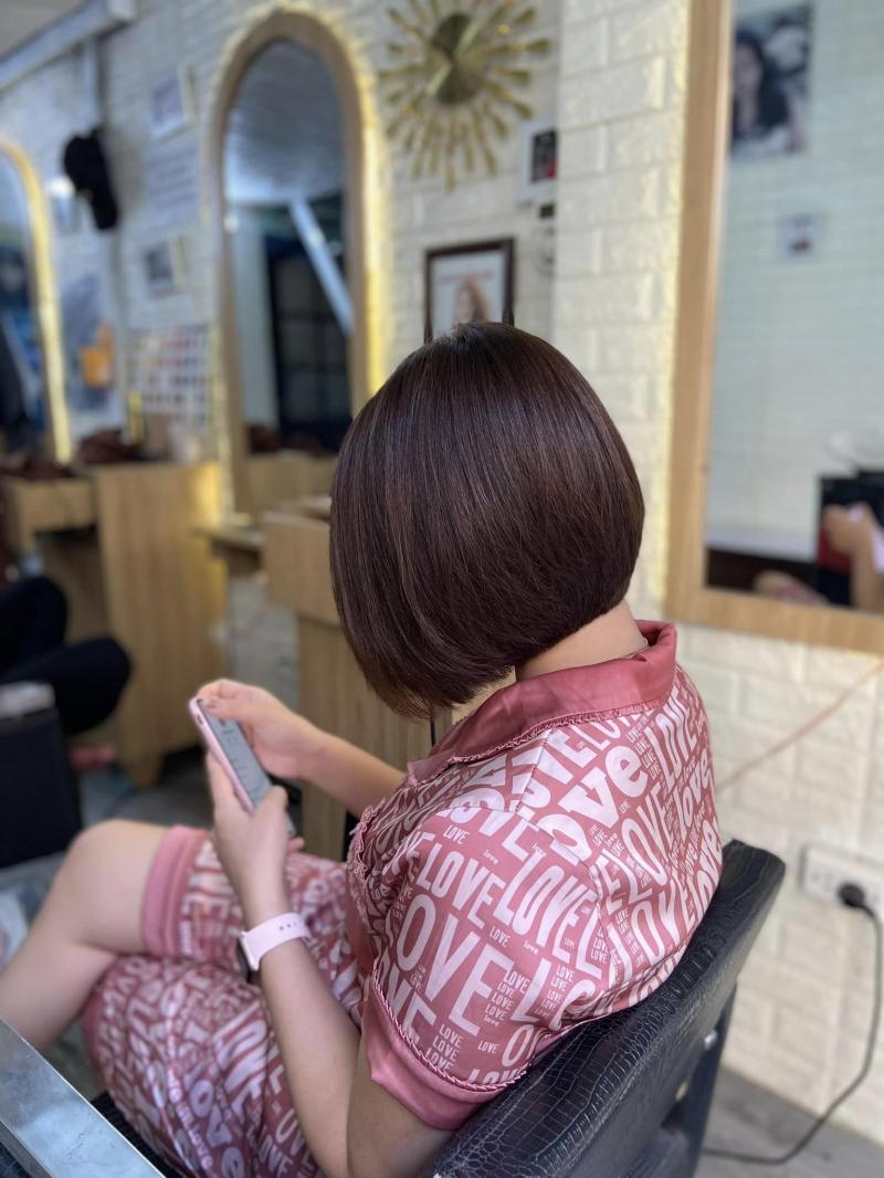 Phí Mạnh Thắng Hair Salon