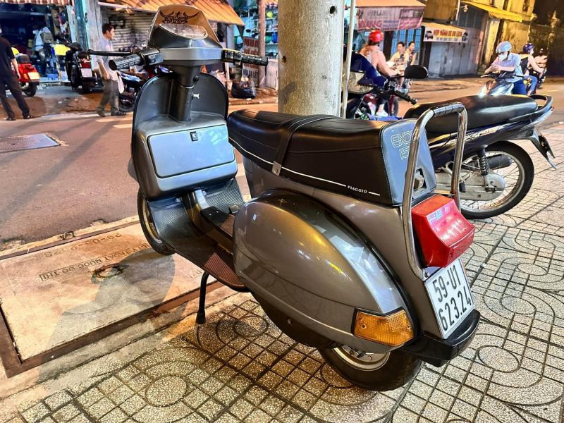 Phi Vespa Sài Gòn