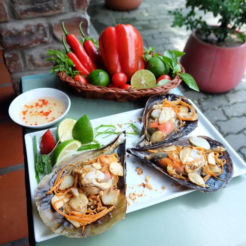 Quán ăn ngon nhất đường Hoàng Quốc Việt, Hà Nội