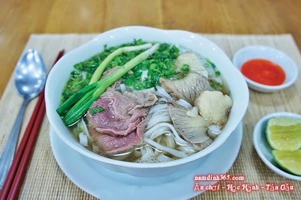 Phở bò Nam Định thơm ngon hấp dẫn