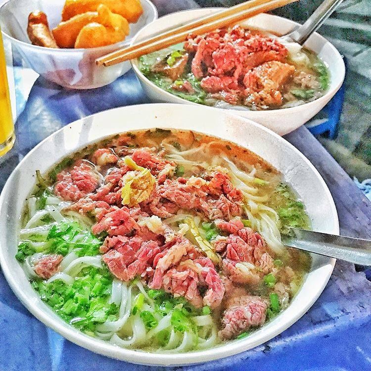 Quán ăn ngon trên phố Vương Thừa Vũ, Hà Nội