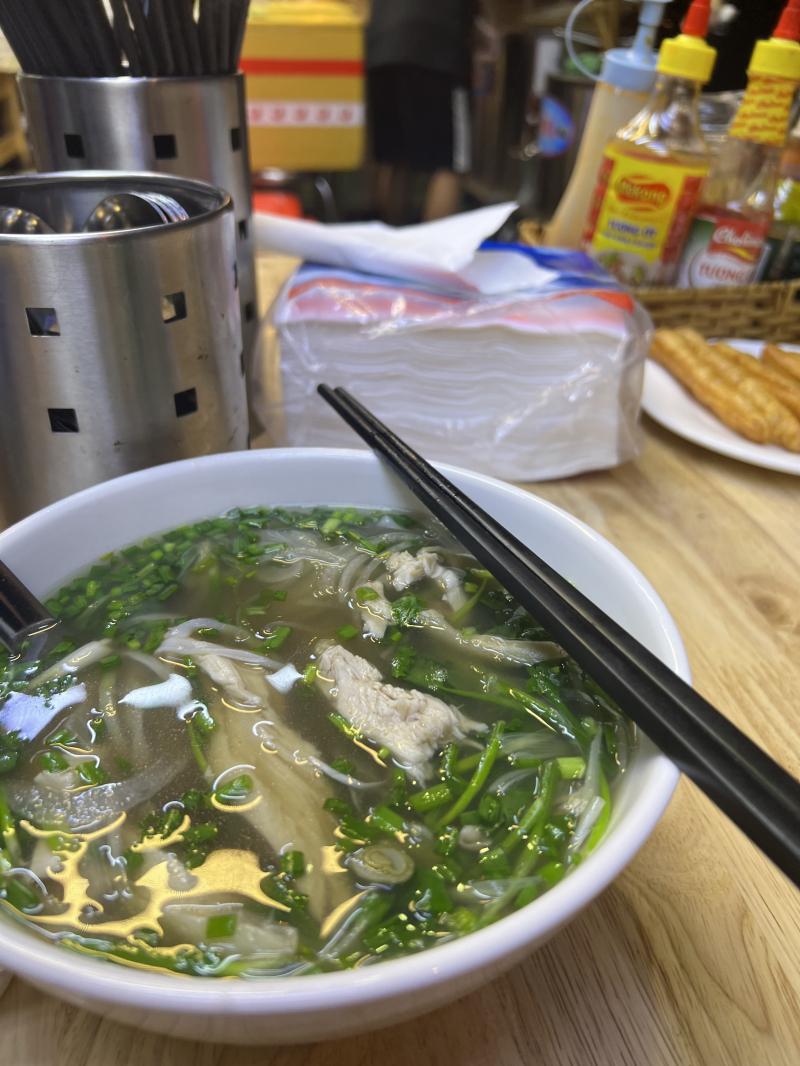 Phở Cấm Chỉ