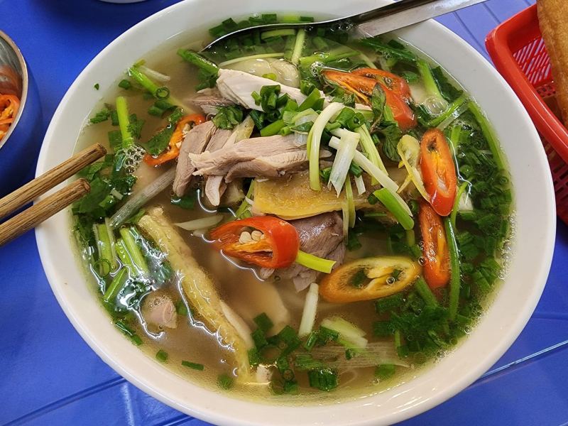 Phở Gà Châm