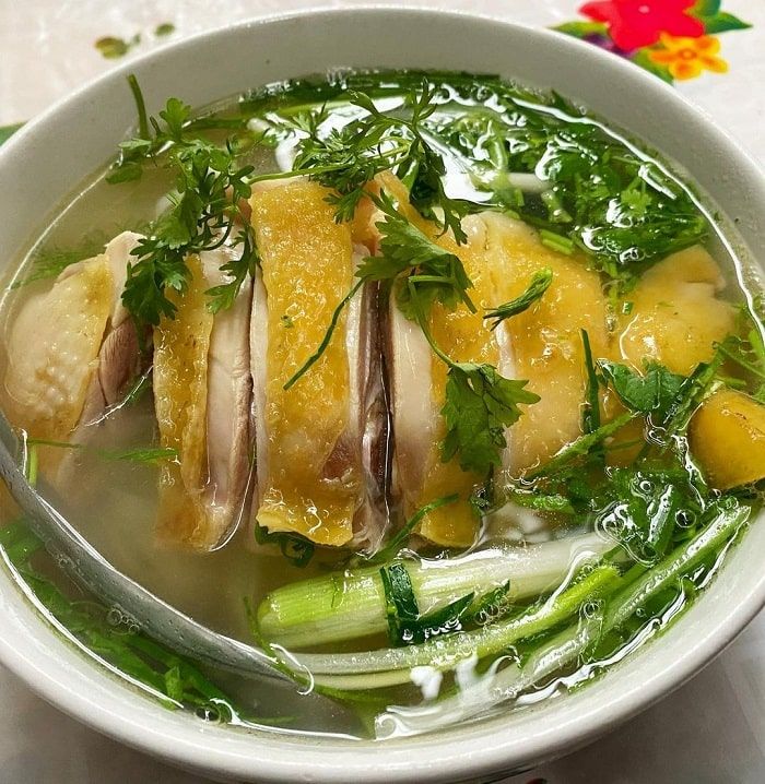 Phở gà Chí