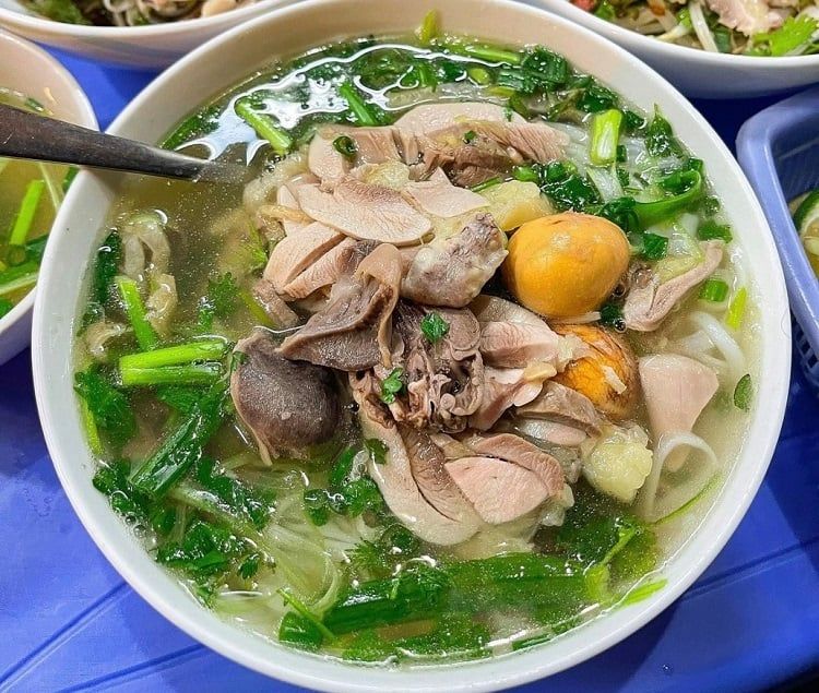 Phở gà Lâm