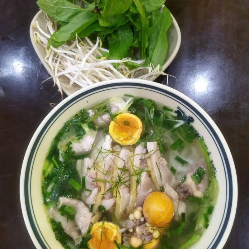 Phở Gà Yến