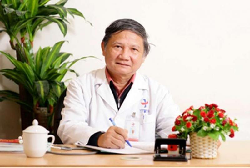 Phó Giáo sư, Tiến sĩ Nguyễn Hoàng Tuấn