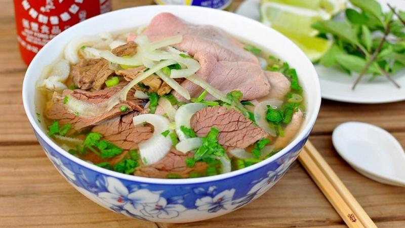 Món phở Hà Nội