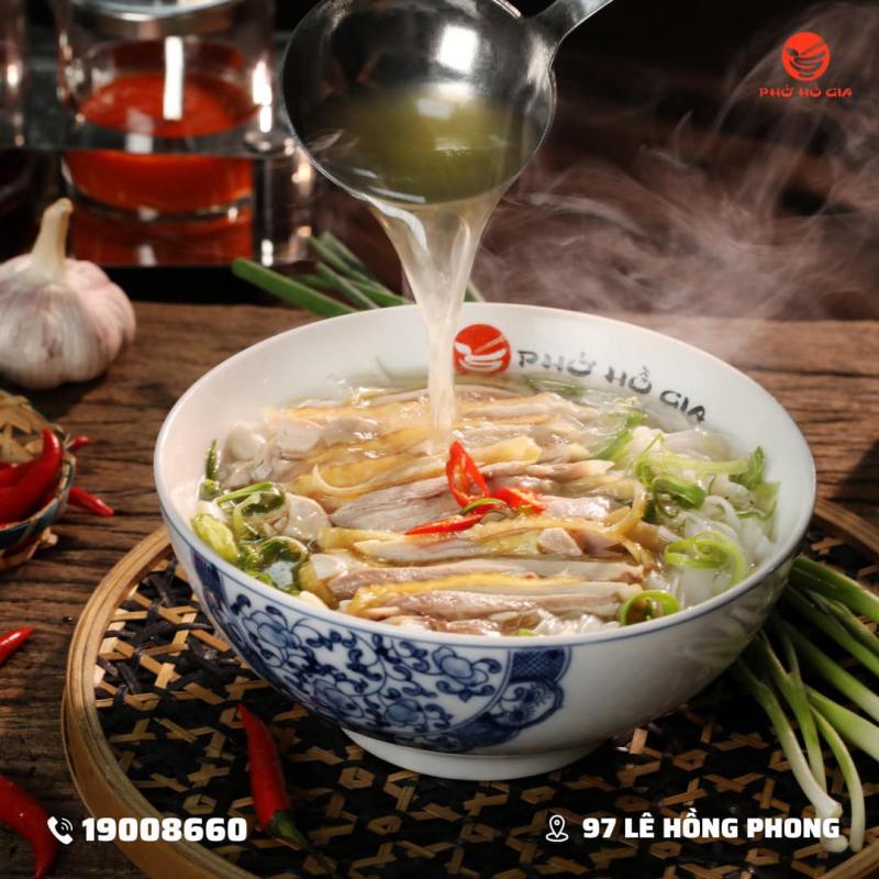 Phở Hồ Gia - Phở Gà Đông Tảo