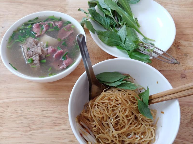 Phở khô Gia Lai Cô Hai