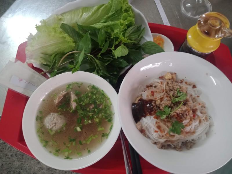 Phở khô Gia Lai Thùy Linh