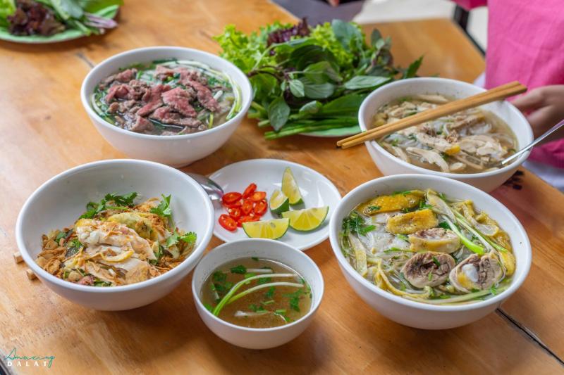 Phở Minh đậm đà và thơm vị