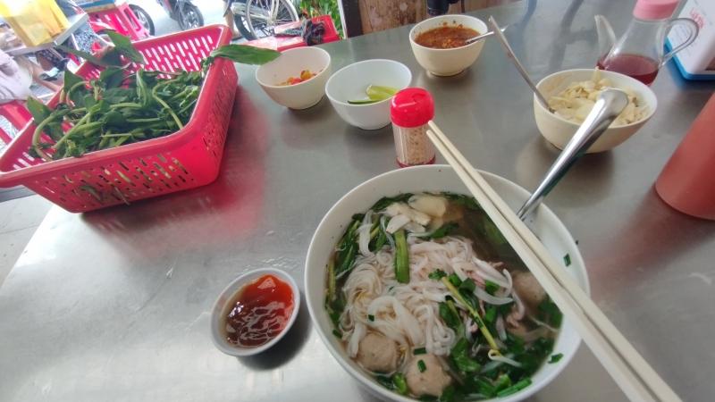 Phở Nhiều