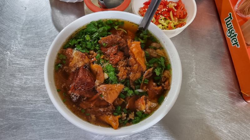 Phở Tư lùn