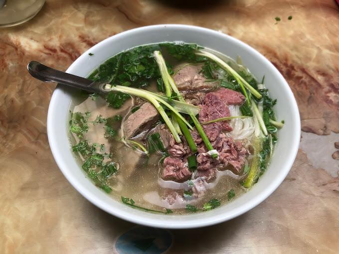 Phở Tư Lùn