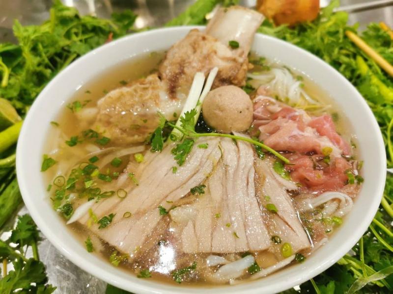 ﻿﻿Phở Vui