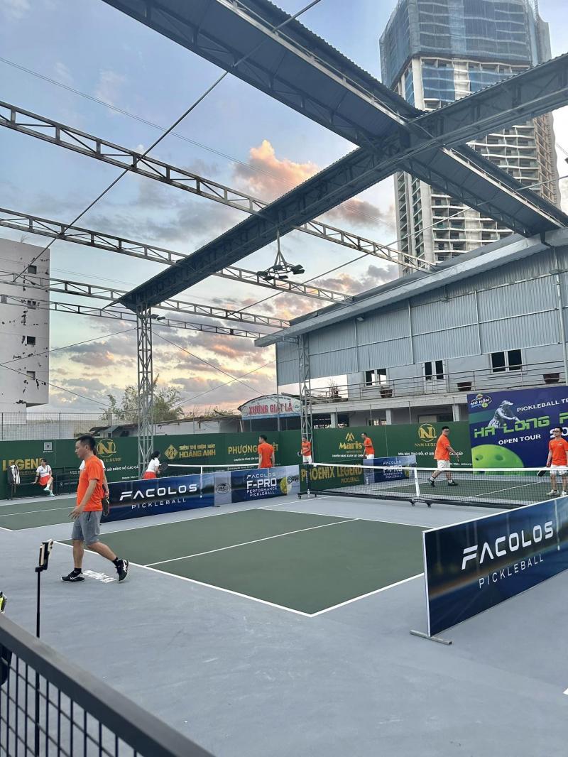 Phoenix Legend Pickleball Court