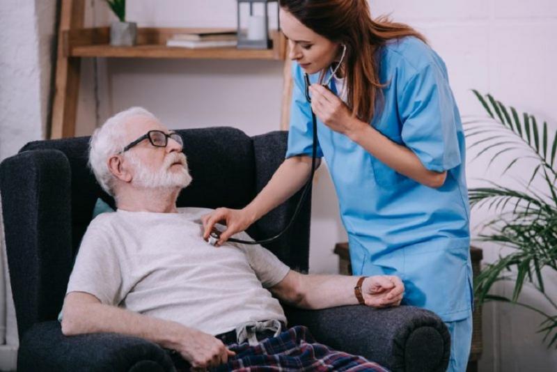 Phòng bệnh Alzheimer bằng cách điều trị bệnh tim mạch