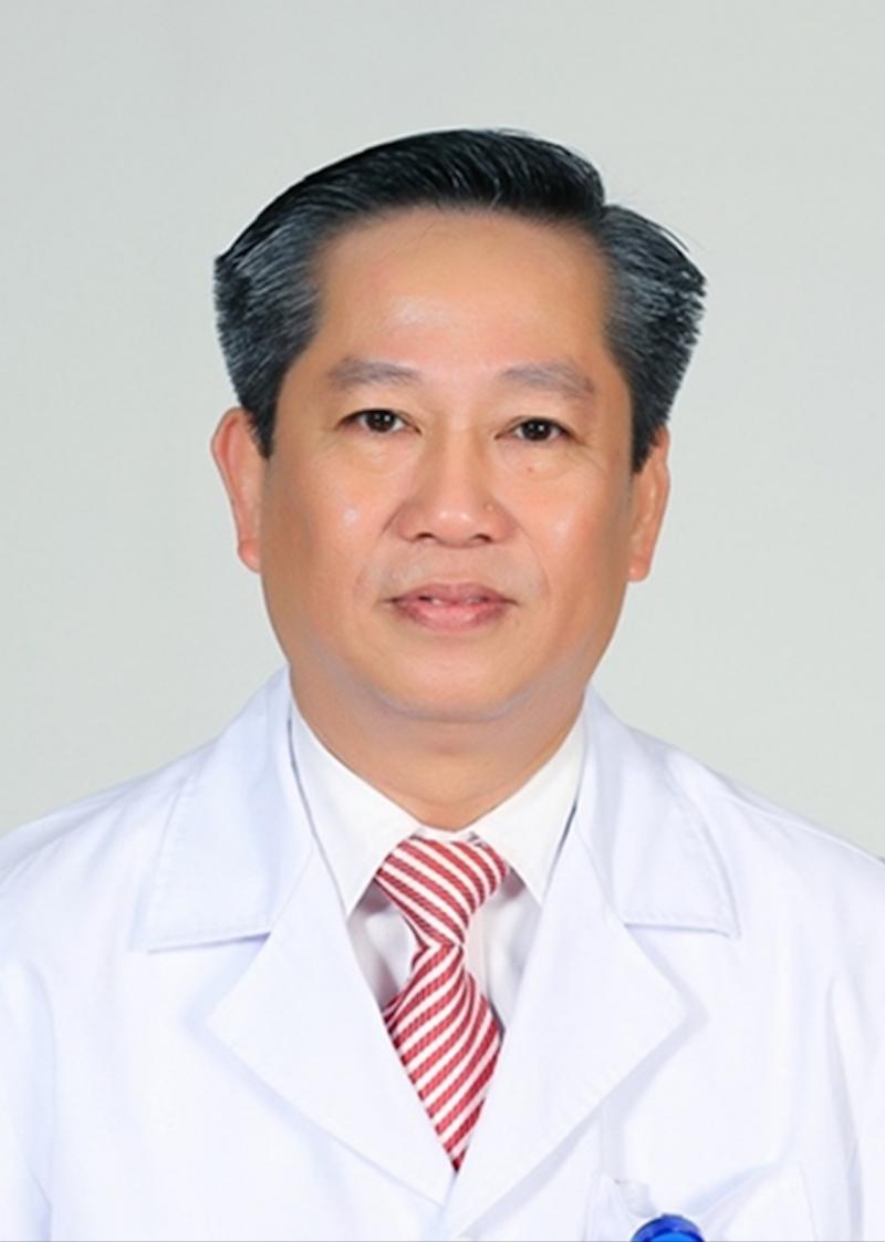 Phòng khám của bác sĩ Nguyễn Tấn Quang - Trưởng khoa Tai Mũi Họng, Bệnh viện Tai Mũi Họng Trung ương