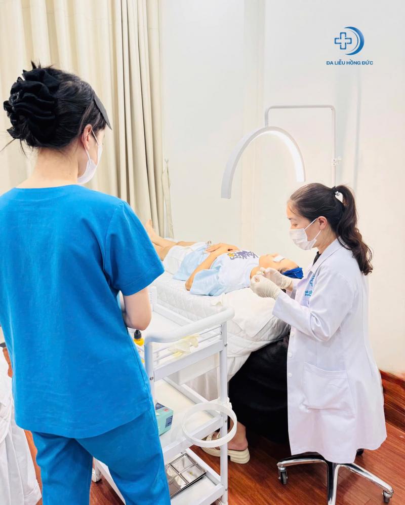 Phòng Khám Da Liễu Hồng Đức