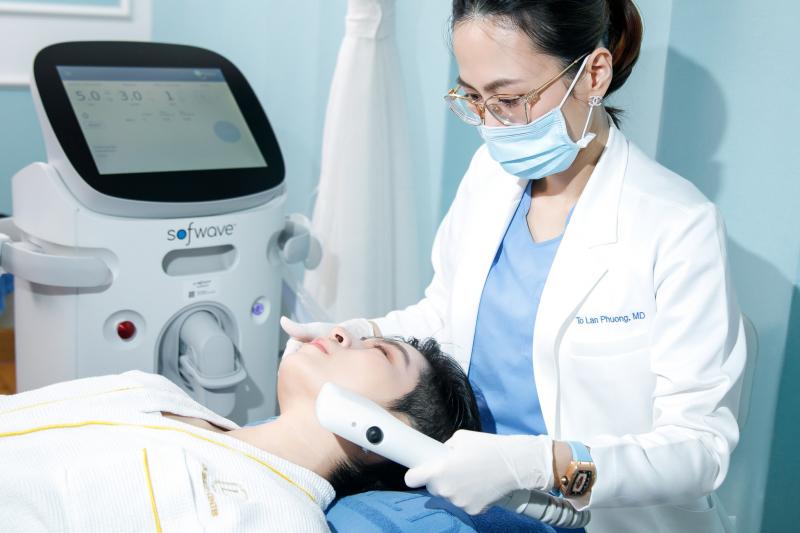 Phòng khám da liễu Lux Beauty Center