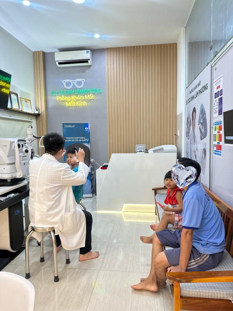 Phòng khám mắt Bs.CK2.Đinh Lâm Phương - Mắt kính bác sĩ Phương - Cần Thơ