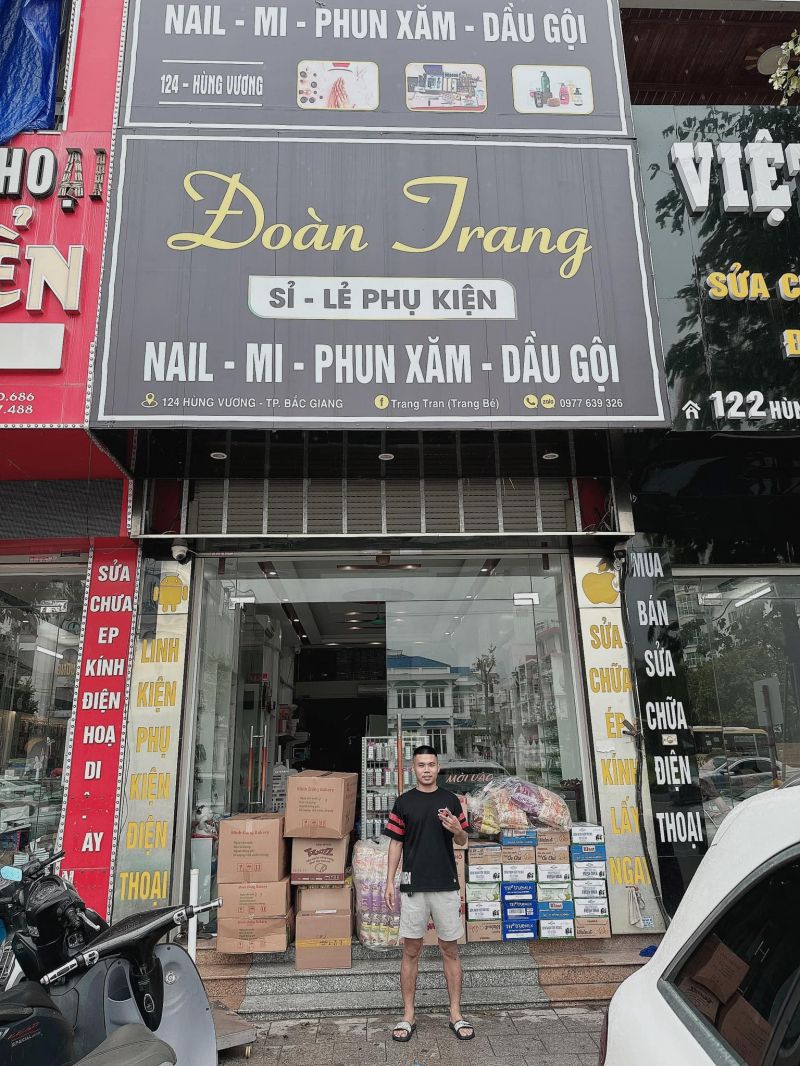 Phụ kiện nail Đoàn Trang