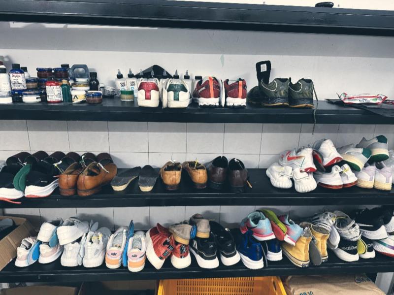 Phudraw - Thợ giày