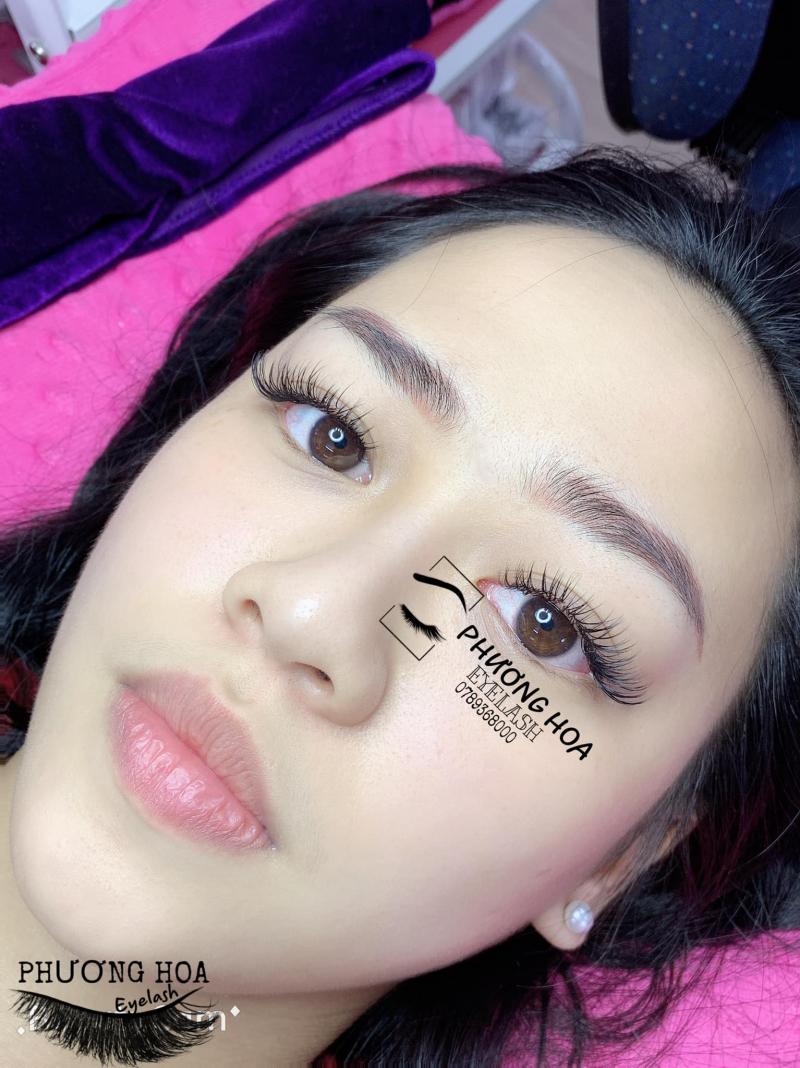 Phương Hoa's Eyelash