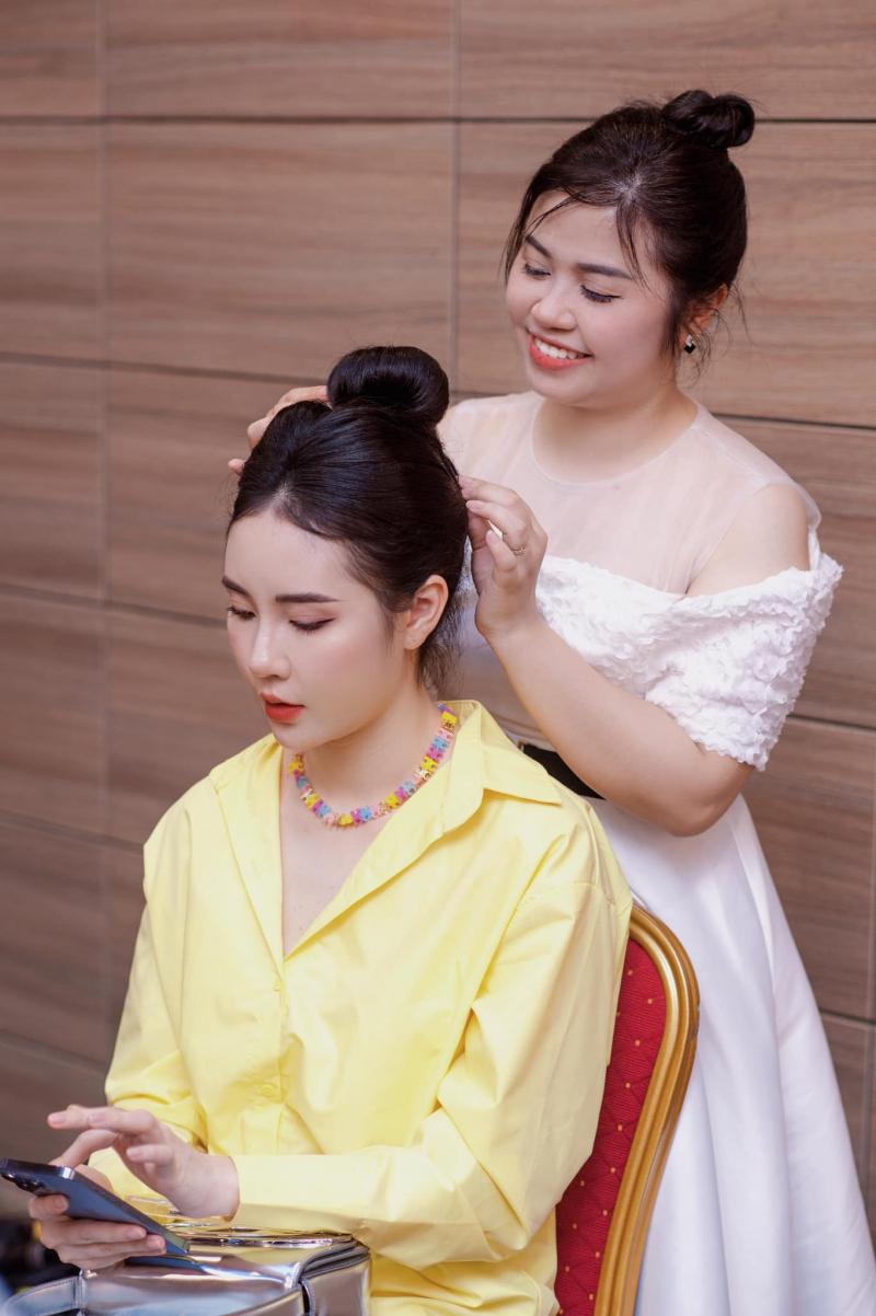 Phương Khanh Make Up