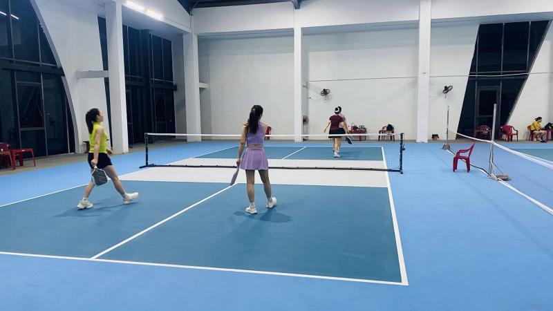 Pickleball Sunrise Mai Thế Hệ