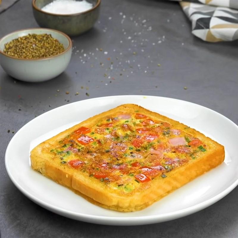 Pizza sandwich thịt nguội