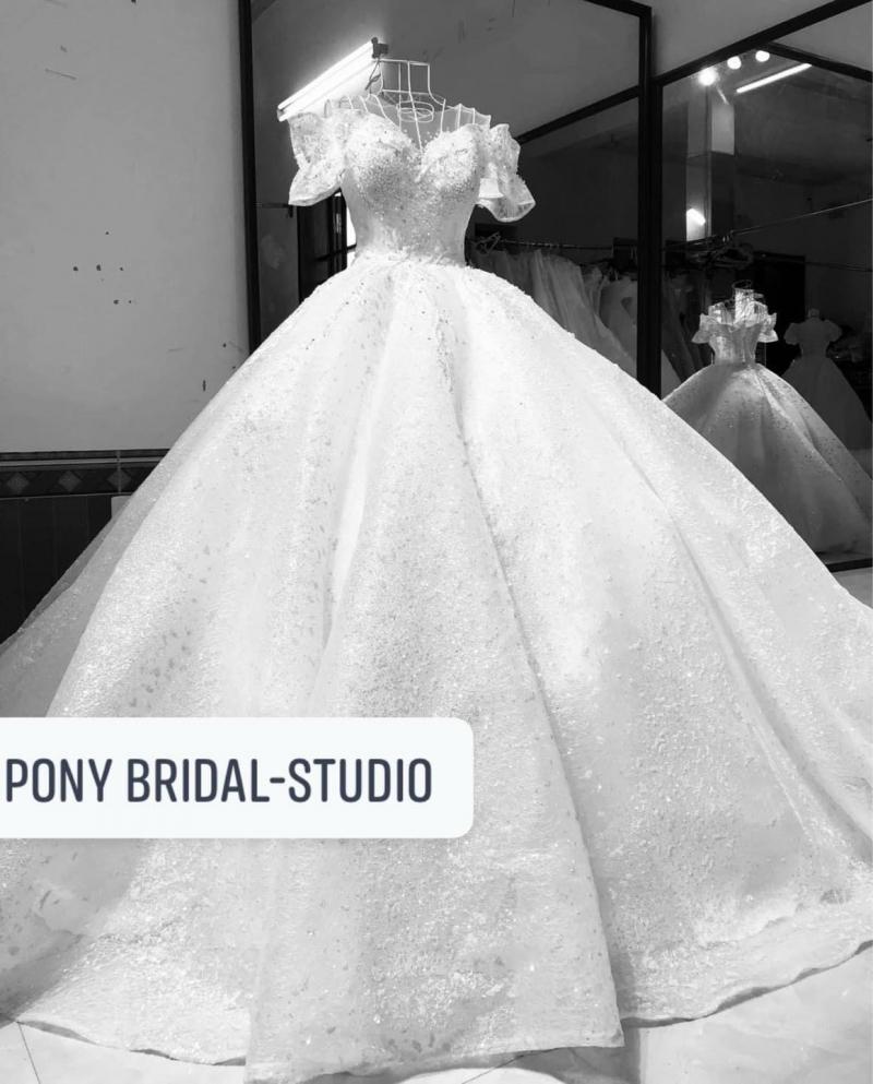 PONY Bridal-Studio