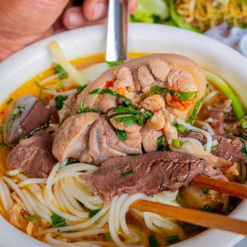 Quán Bún Bắp Bò Giò Heo 2