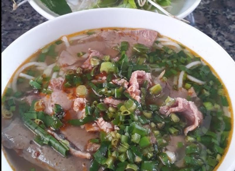 Quán Bún Bò Huế Sơn Vân