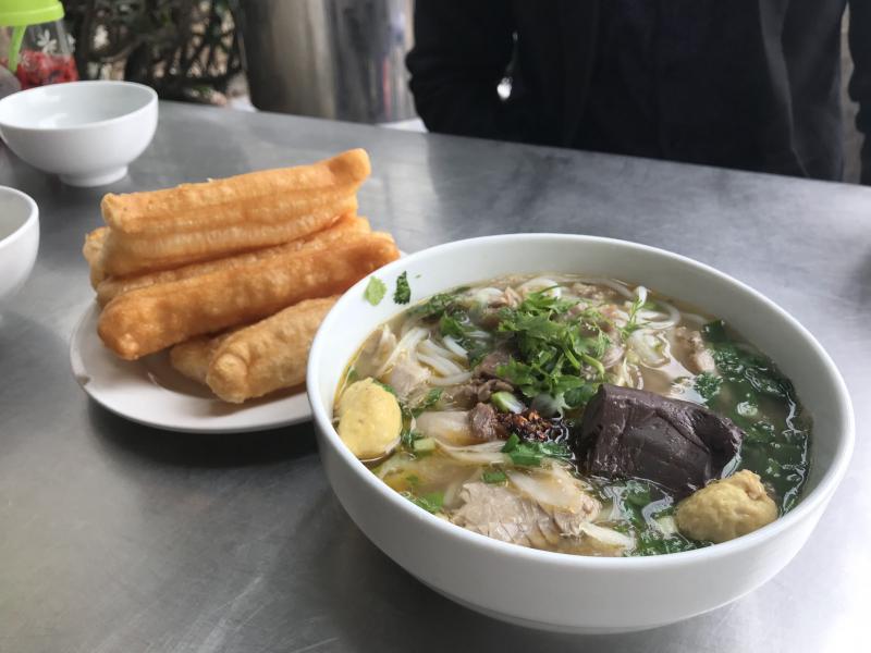 Bún bò Rất Huế